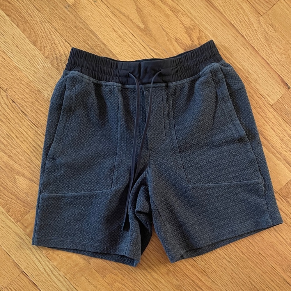 Men's Lululemon Textured Shorts